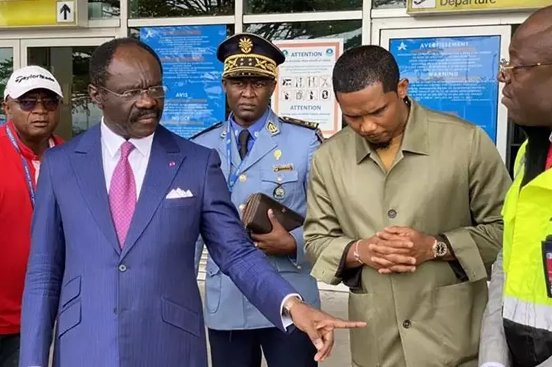 إيتو مع وزير الرياضة